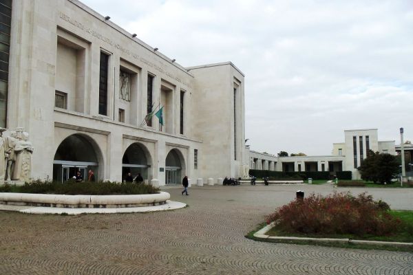 Vista esterna dell'Ospedale Niguarda di Milano